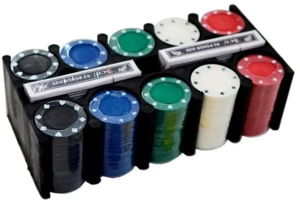 Super Kit Poker Profissional Chips Jogo Com 200 Fichas + Toalha